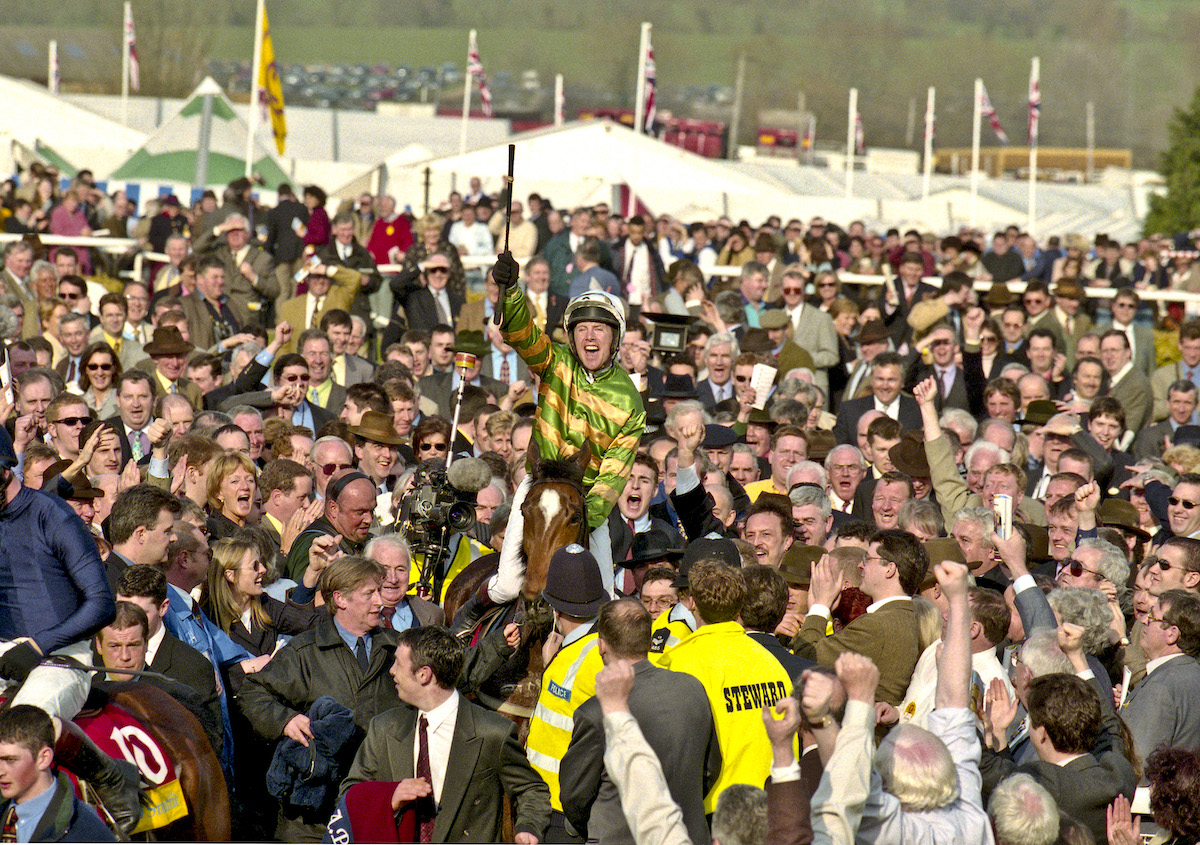 Cheltenham legend: Charlie Swan celebrates after Istabraq scores in 1999. Photo: Mark Cranham / focusonracing.com