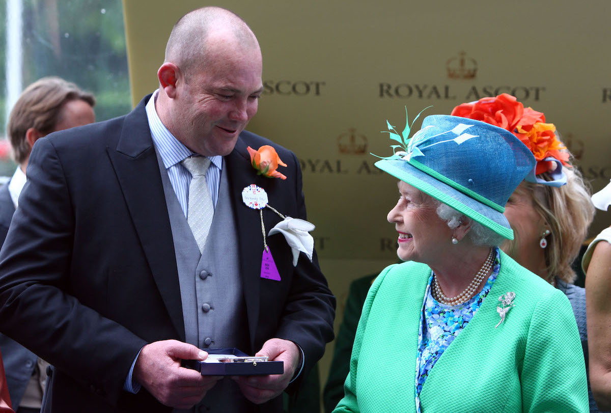 Peter Moody meets the late Queen Elizabeth II after Black Caviar’s Royal Ascot win. Photo: Dan Abraham / focusonracing.com