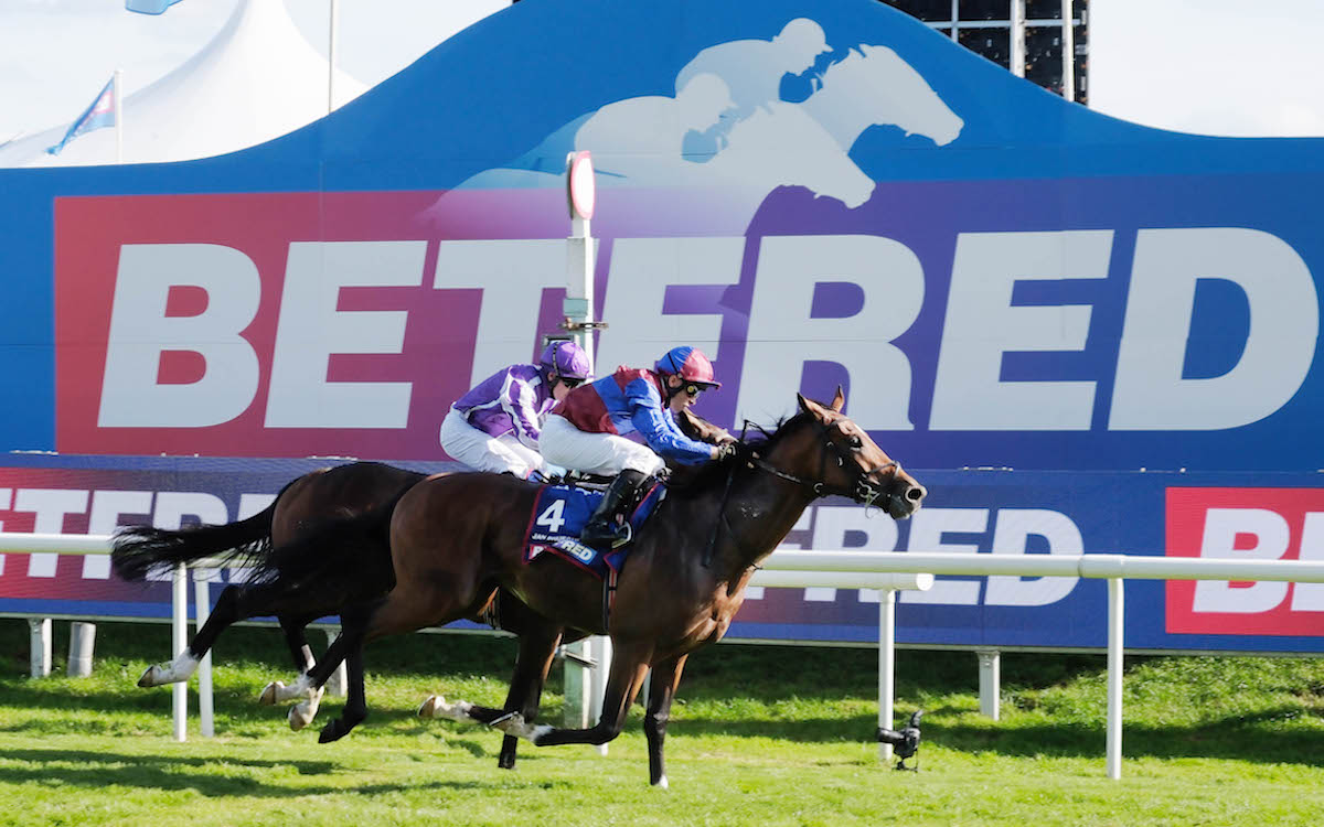 Classic Hero: Jan Brueghel (Sean Levey, near side) gets the better of Illinois in the Betfred St Leger. Photo: Tony Knapton / focusonracing.com