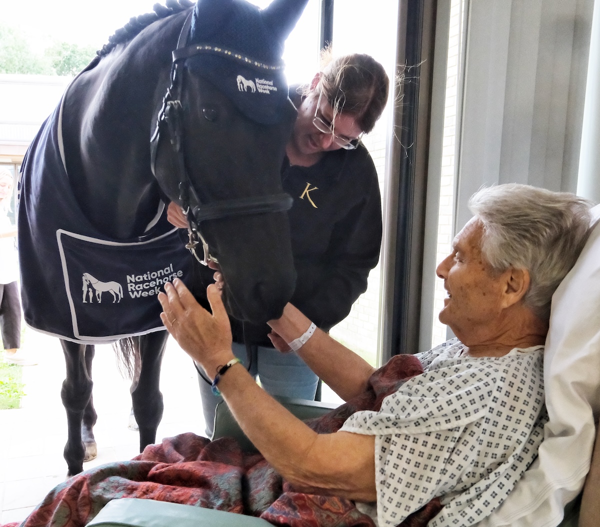 Side Glance on a visit to Thames Hospice. Photo: Ascot Racecourse