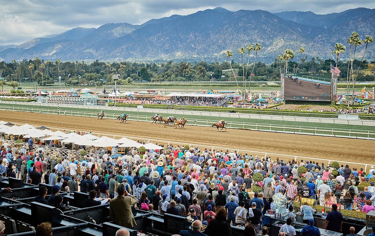 Picture postcard setting: racing at Santa Anita. Photo: Benoit