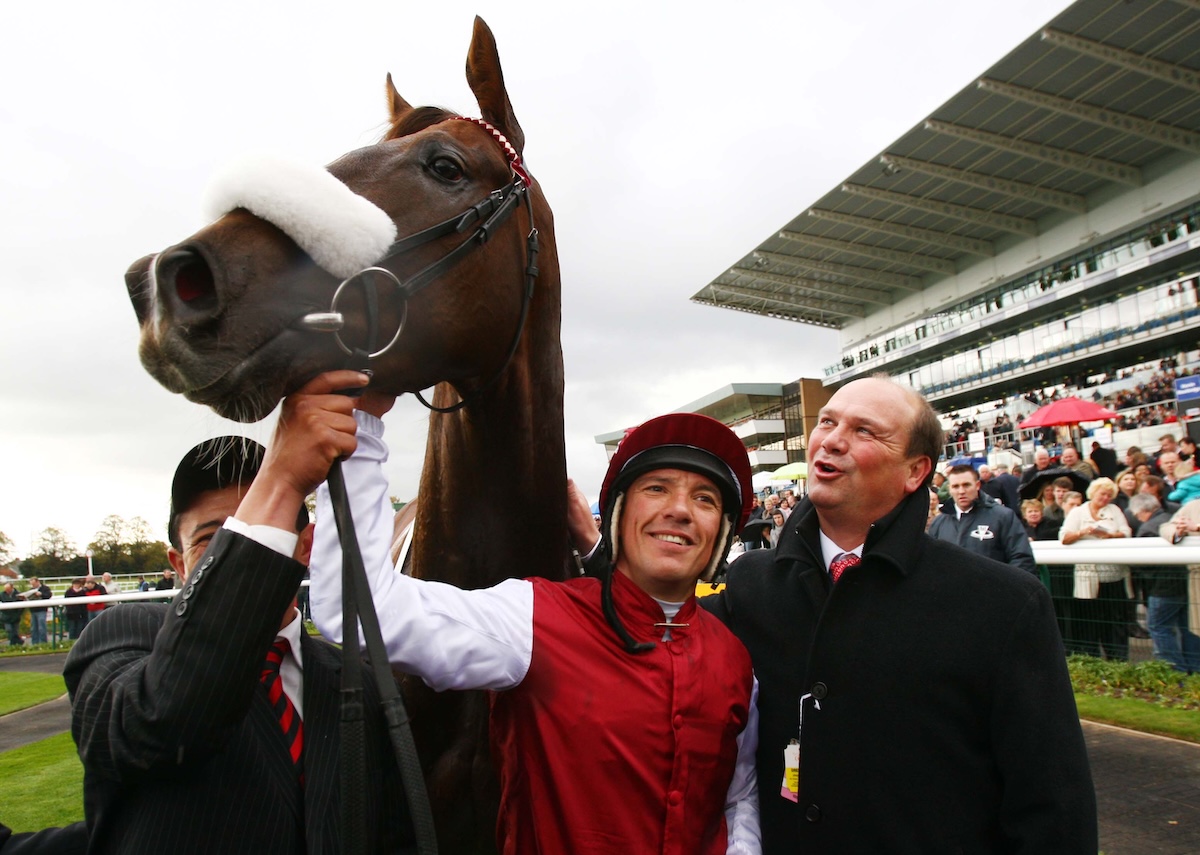 Mick Halford (right) with Casamento and Frankie Dettori after winning the Racing Post Trophy in 2010. Photo: Dan Abraham / focusonracing.com