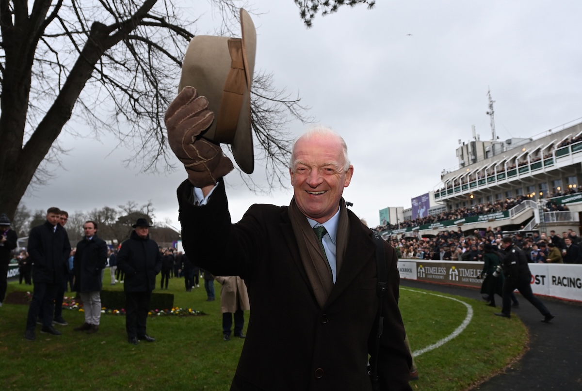 Hats off for Willie Mullins, in typically dominant form at the Dublin Racing Festival. Photo: Healy Racing / focusonracing.com